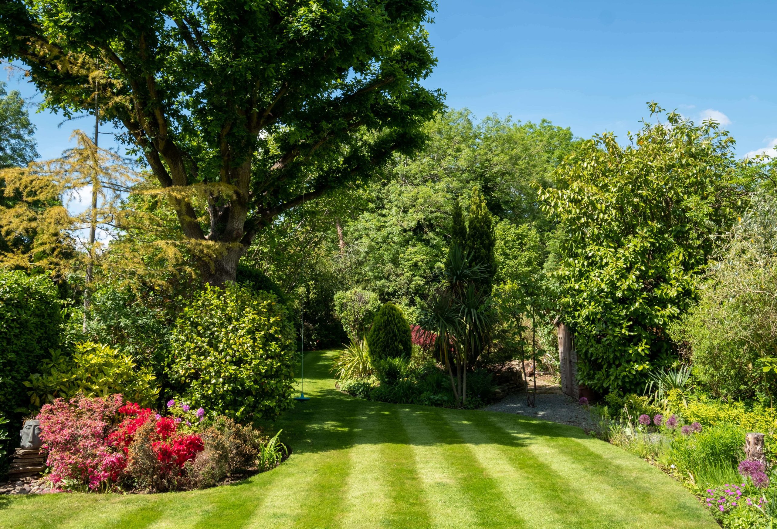 Garden Gardeners Cobham KT11